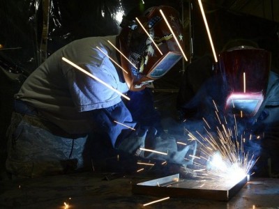 Thợ hàn và sửa cửa sắt lưu động tại Tphcm