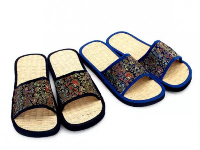 Công ty sản xuất dép chiếu uy tín giá rẽ tại Việt Nam