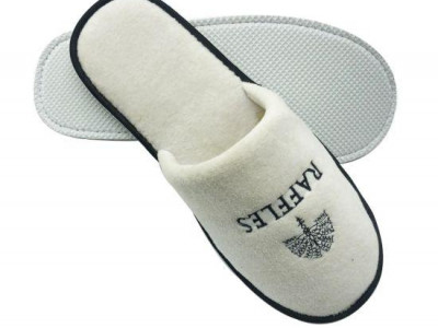 Sản xuất dép sỉ, gia công dép cao cấp tại tphcm