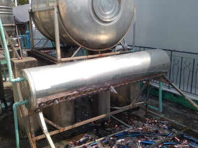 Nhận sửa tất cả các loại bồn nước nóng năng lượng mặt trời tại tphcm