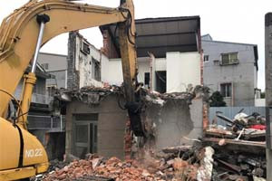 Dịch vụ thu mua xác nhà cũ, kho xưởng cũ tại Bình Thuận giá cao, hỗ trợ tháo dỡ