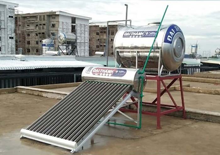 Dịch vụ thi công lắp đặt máy nước nóng năng lượng mặt trời tại TPHCM