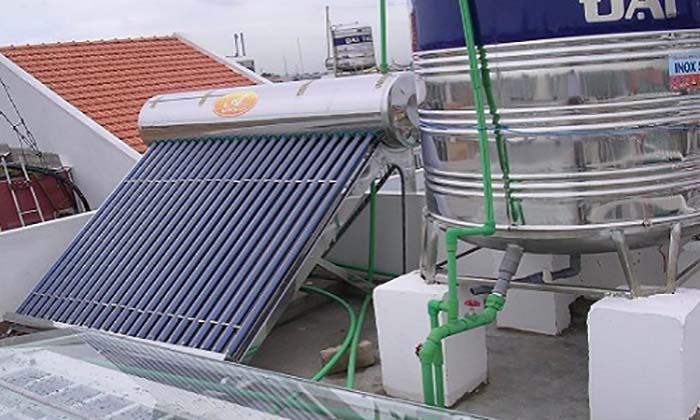 Thi công sửa chữa tất cả các dòng máy nước nóng năng lượng mặt trời tại tphcm
