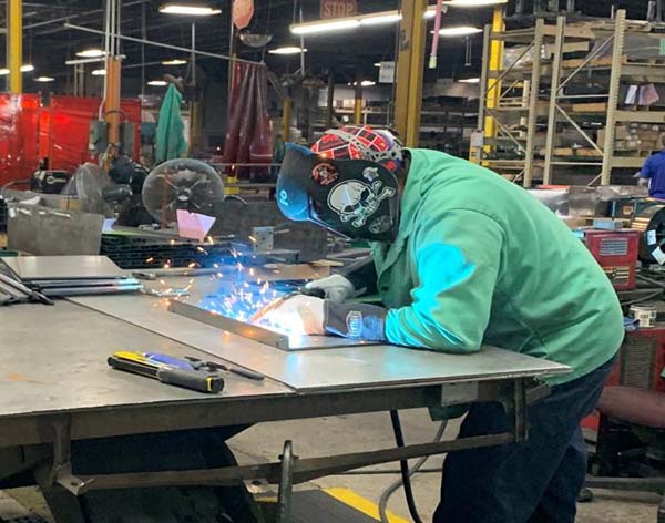 Dịch vụ sửa cửa sắt và hàn sắt giá rẻ tại nhà ở Đồng Nai