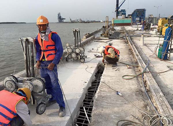 Đơn vị khoan cắt đục bê tông nhanh chóng giá rẻ tại Tphcm